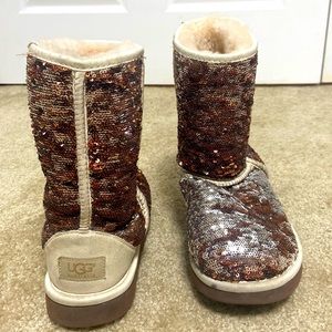 UGG Classic Short sheepskin Plush boots 8 in shimmery sequins Y2K